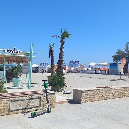 Luxury Promenada Apartment - Frontal Beachfront Mamaia Nord Năvodari Zewnętrze zdjęcie
