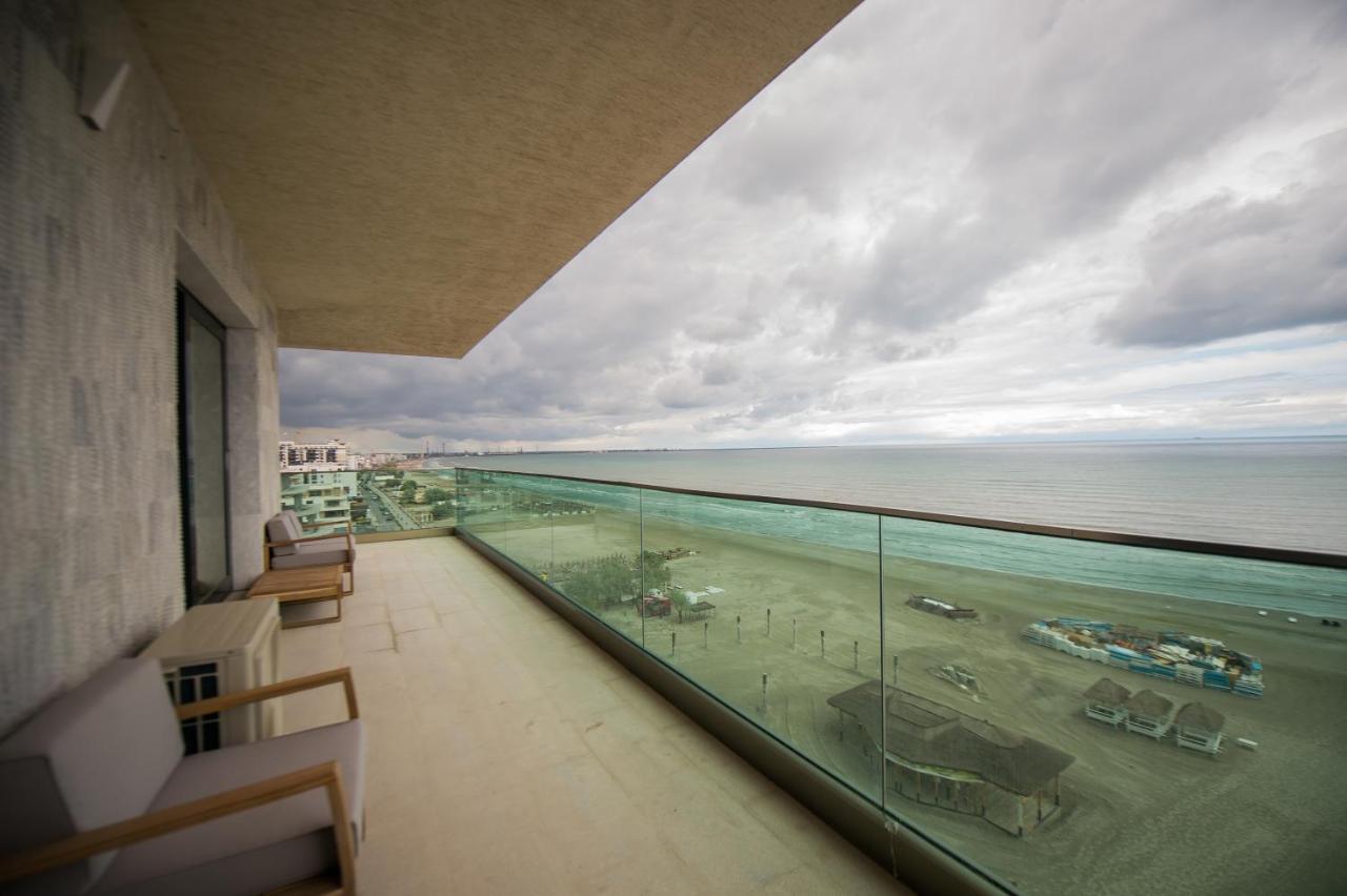 Luxury Promenada Apartment - Frontal Beachfront Mamaia Nord Năvodari Zewnętrze zdjęcie