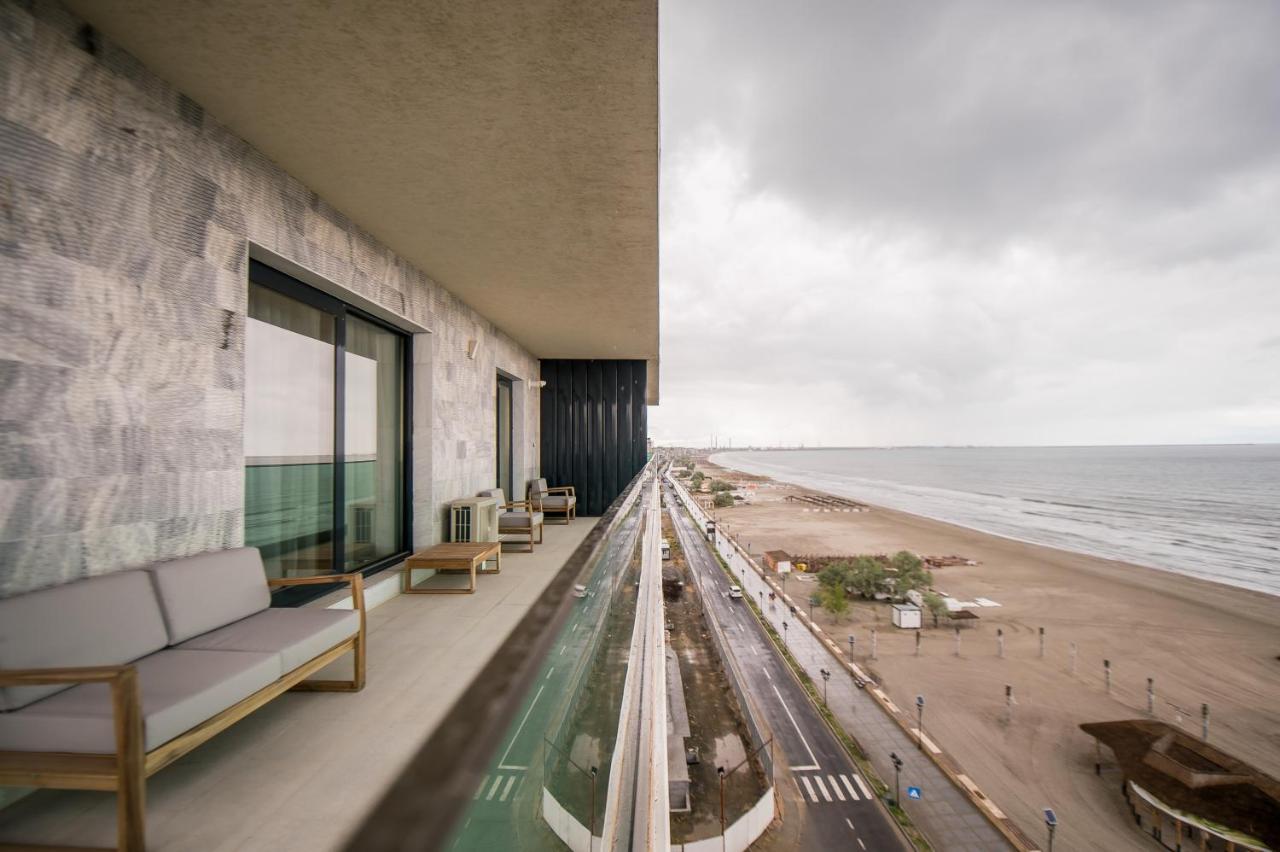 Luxury Promenada Apartment - Frontal Beachfront Mamaia Nord Năvodari Zewnętrze zdjęcie