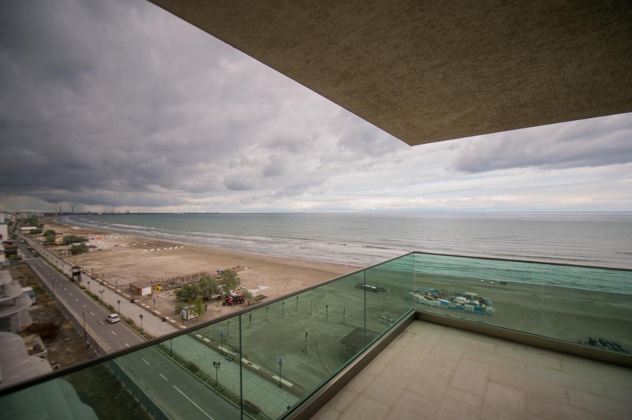 Luxury Promenada Apartment - Frontal Beachfront Mamaia Nord Năvodari Zewnętrze zdjęcie