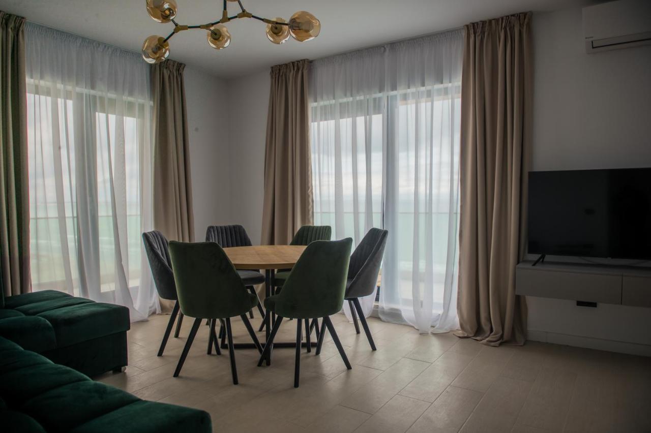Luxury Promenada Apartment - Frontal Beachfront Mamaia Nord Năvodari Zewnętrze zdjęcie