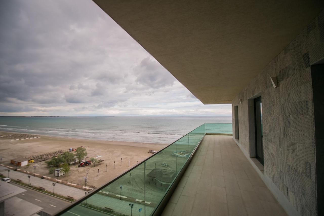 Luxury Promenada Apartment - Frontal Beachfront Mamaia Nord Năvodari Zewnętrze zdjęcie