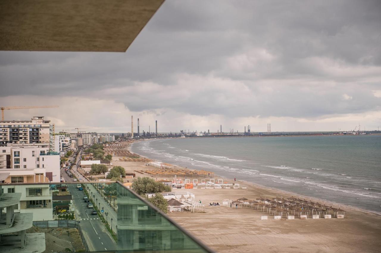Luxury Promenada Apartment - Frontal Beachfront Mamaia Nord Năvodari Zewnętrze zdjęcie