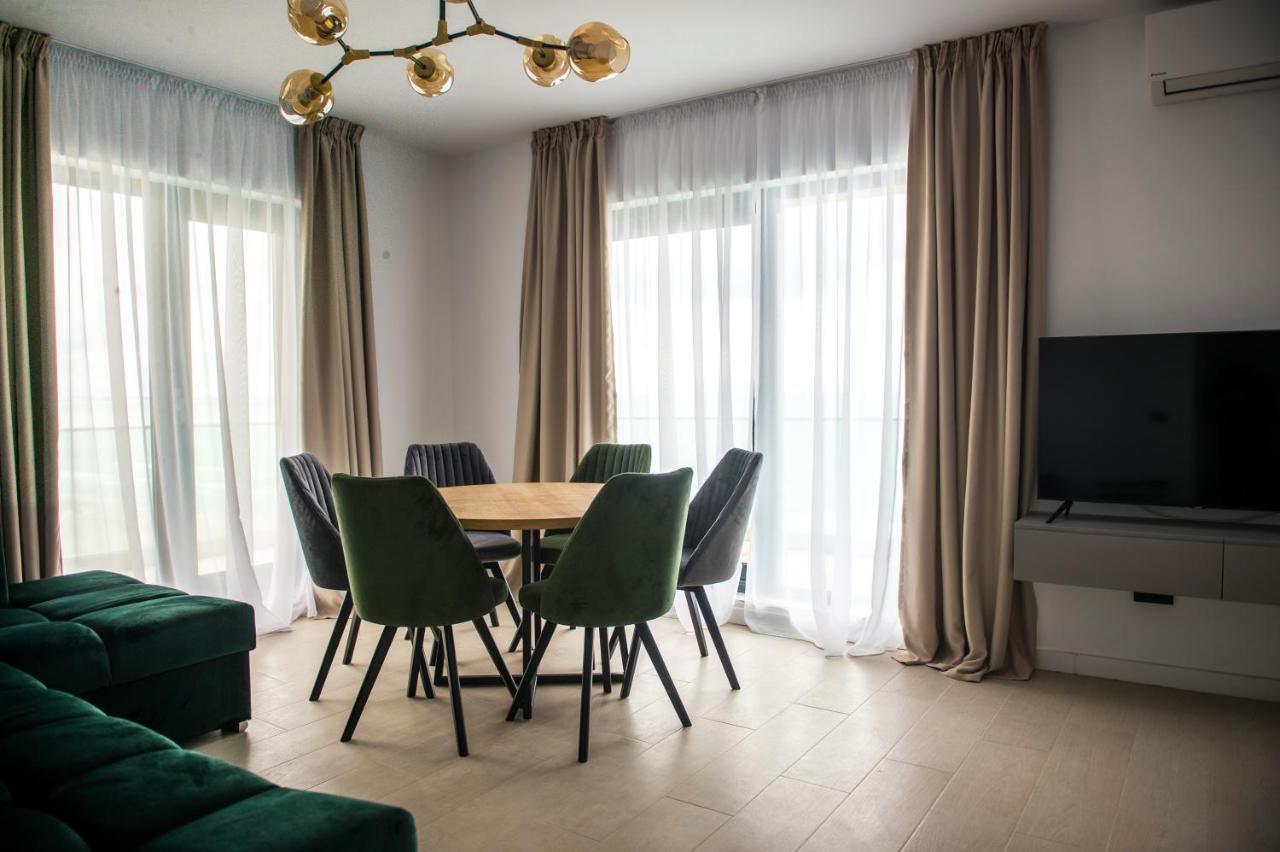 Luxury Promenada Apartment - Frontal Beachfront Mamaia Nord Năvodari Zewnętrze zdjęcie