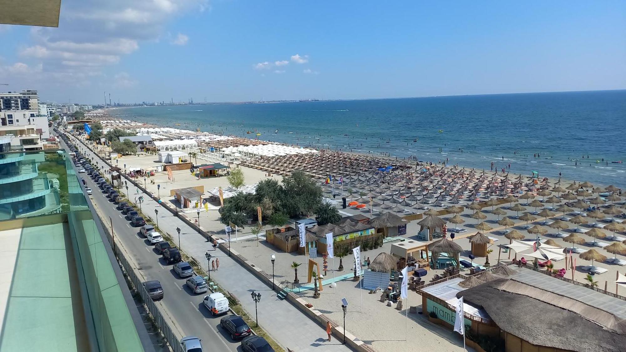 Luxury Promenada Apartment - Frontal Beachfront Mamaia Nord Năvodari Zewnętrze zdjęcie