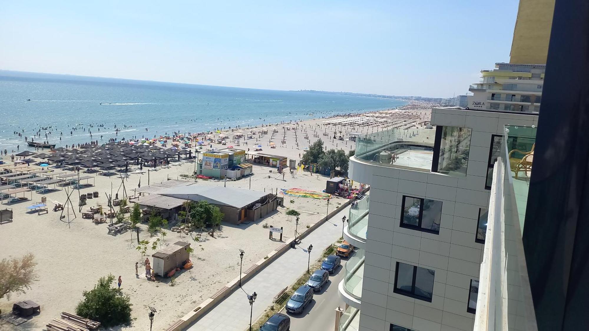 Luxury Promenada Apartment - Frontal Beachfront Mamaia Nord Năvodari Zewnętrze zdjęcie
